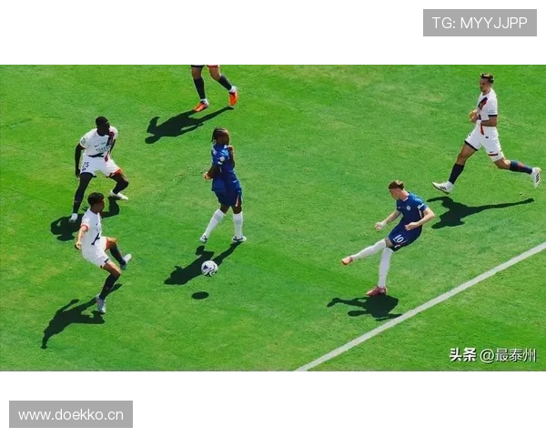 切尔西中场越堆越乱,表面人多实则功能重叠拖垮全队节奏 切尔西中场越堆越乱,表面人多实则功能重叠拖垮全队节奏